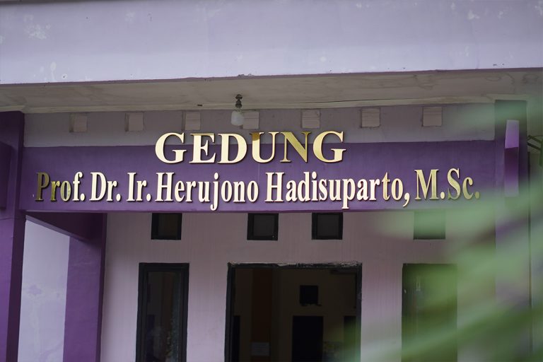 GEDUNG HERUJONO